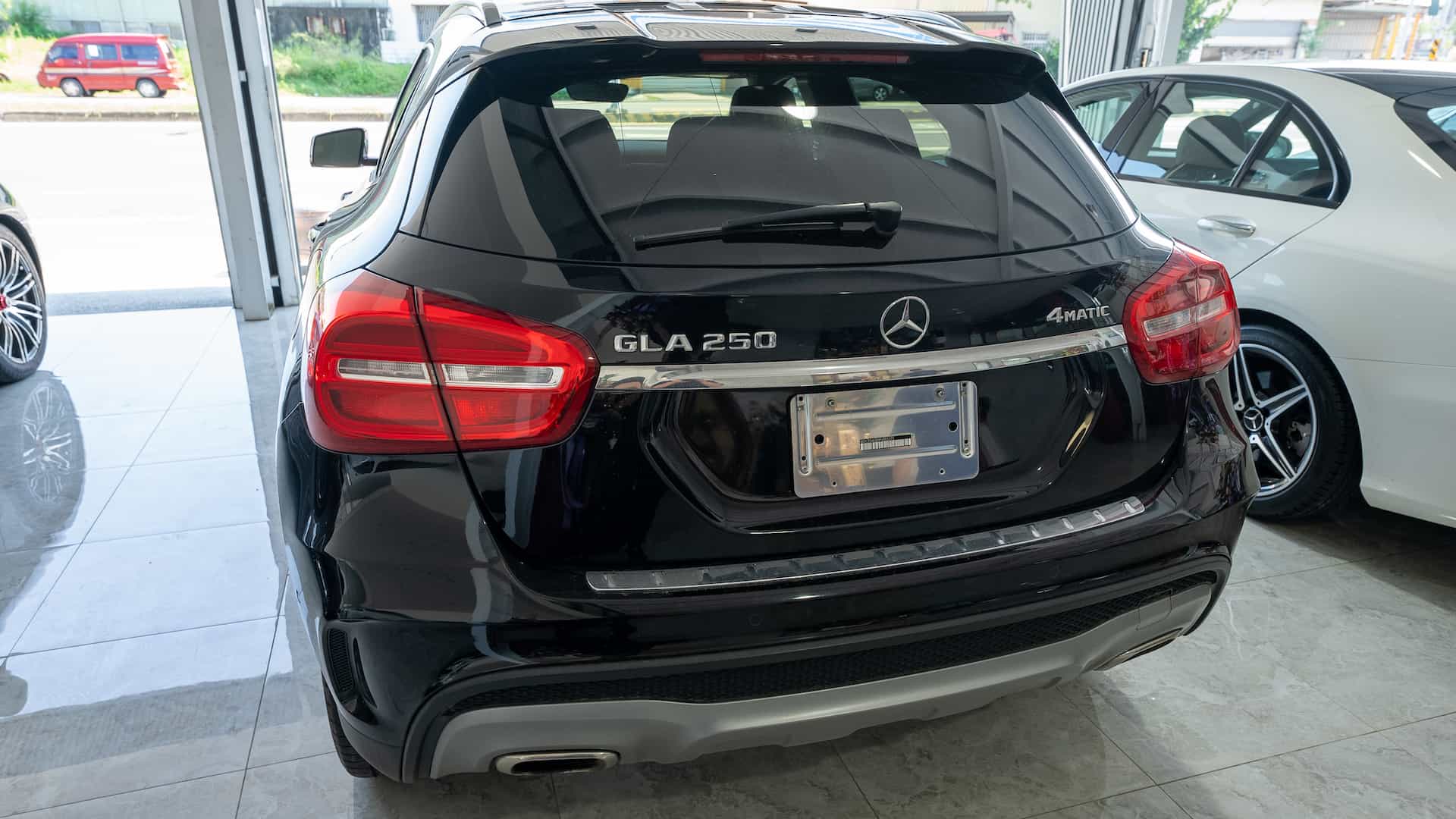 賓士15式mercedes Benz Gla250 Amg 外匯車 珈裕國際